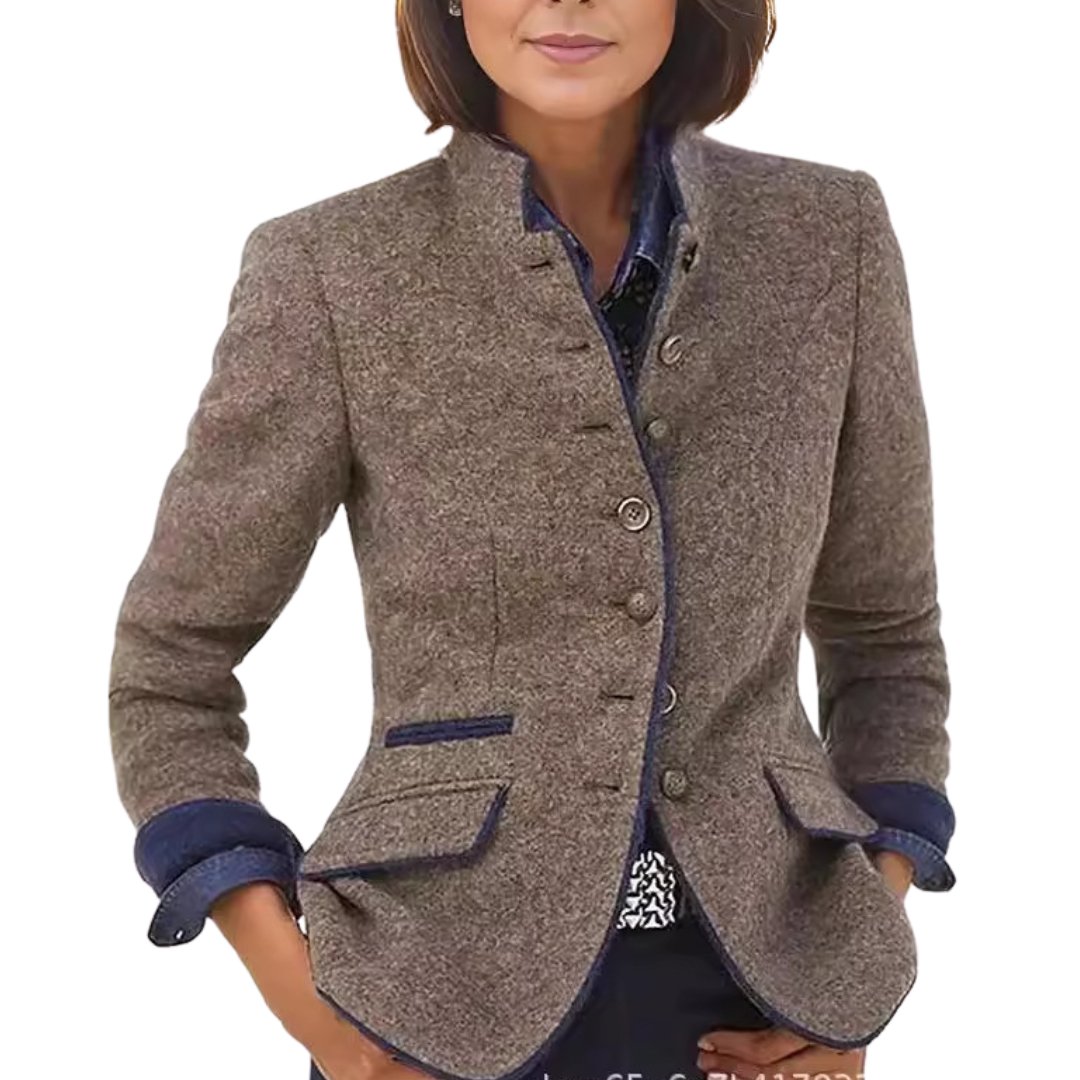 Victoria elegante jas met hoge kraag